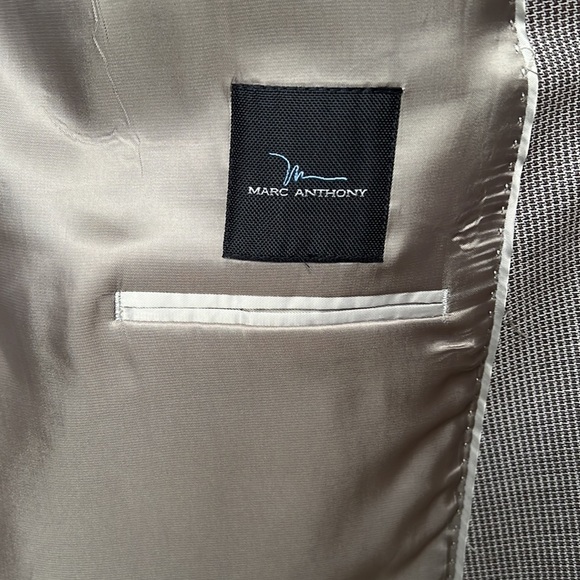 Marc Anthony Blazer - Picture 4 of 10